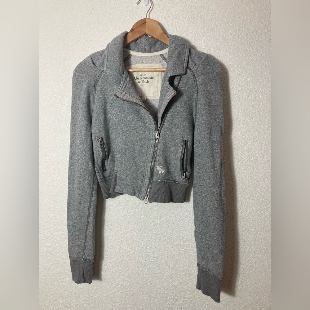 Abercrombie & Fitch Grey Bomber Jacket Sweater Cropped Large Full Zip